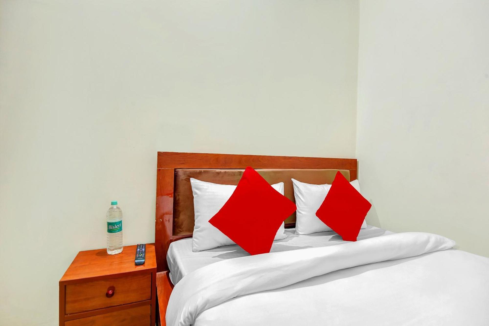 Hotel O Yash Hotel 가지아바드 외부 사진